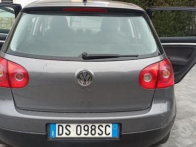 Usata VW Golf VI 105 CV (77 kW) 2008 Grigio Utilitaria