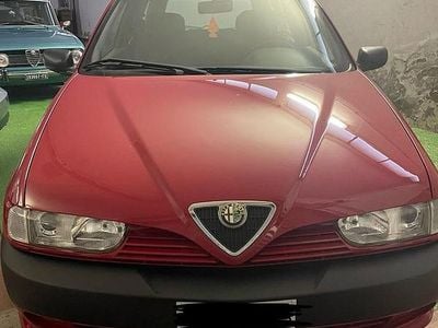 Occasion Alfa Romeo 145 90 PK (66 kW) 1995 Rood Hatchback