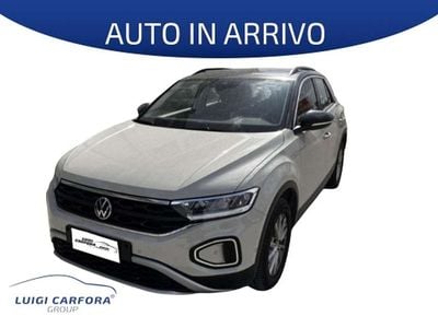 Usata VW T-Roc Life 110 CV (80 kW) 2023 Ascort grey SUV