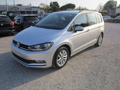 Usata VW Touran Comfortline 116 CV (85 kW) 2017 Argento Monovolume