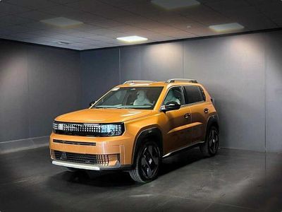 Nuova Fiat Grande Panda La Prima 110 CV (80 kW) 2025 Bronzo Utilitaria