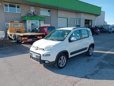 Occasion Fiat Panda 4x4 75 ch (55 kW) 2013 Blanc Citadine