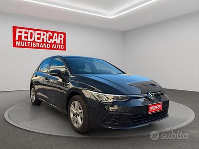 Usata VW Golf VIII Life 116 CV (85 kW) 2023 Nero Berlina
