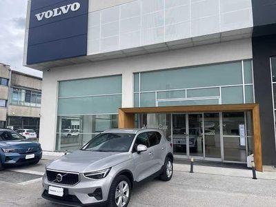 Usata Volvo XC40 Core 163 CV (119 kW) 2025 Argento SUV
