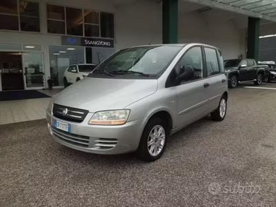 Usata Fiat Multipla Dynamic 2004 Grigio Monovolume
