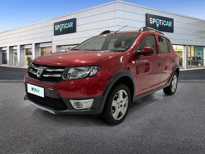 Rosso Usata 2016 Dacia Sandero Prestige Utilitaria | 8450 € (Buon prezzo)