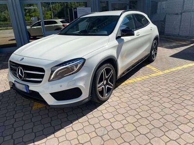 Usata Mercedes GLA220 Premium 177 CV (130 kW) 2016 Bianco SUV