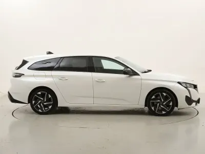 Usata Peugeot 308 SW Allure 131 CV (96 kW) 2022 Biancobianco Station wagon
