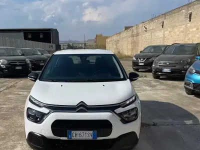 Usata Citroën C3 Feel 102 CV (75 kW) 2022 Bianco Utilitaria