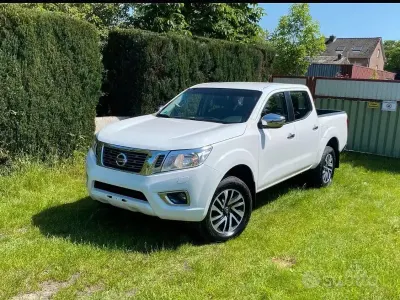 Usata Nissan Navara N-Connecta 190 CV (139 kW) 2016 Bianco Pick-up