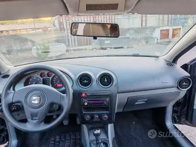 Usata Seat Cordoba 69 CV (50 kW) 2009 Nero Berlina