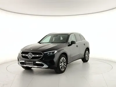 Usata Mercedes GLC200 Advanced 163 CV (119 kW) 2025 Grigio grafite SUV