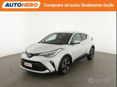 Usata Toyota C-HR Trend 98 CV (72 kW) 2022 Bianco SUV