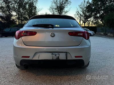 Usata Alfa Romeo Giulietta Progression 105 CV (77 kW) 2012 Grigio Utilitaria