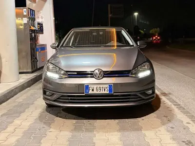 Usata VW Golf VII Business 116 CV (85 kW) 2019 Grigio Berlina