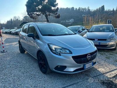 usata Opel Corsa 1.2 5 porte Black Edition usato