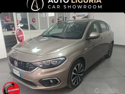 Usata Fiat Tipo Lounge 120 CV (88 kW) 2020 Marrone Berlina