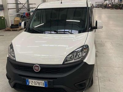 Usata Fiat Doblò 95 CV (69 kW) 2019 Bianco Monovolume