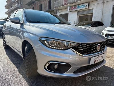 Usata Fiat Tipo Lounge 119 CV (87 kW) 2017 Grigio Berlina