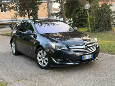 Usata Opel Insignia Cosmo 131 CV (96 kW) 2014 Nero Station wagon