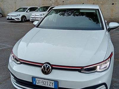 Bianco Usata 2022 VW Golf VIII Berlina | 22.500 € (Buon prezzo)