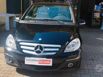 Usata Mercedes B180 116 CV (85 kW) 2009 Nero Monovolume