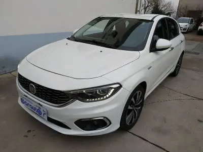 Usata Fiat Tipo Lounge 120 CV (88 kW) 2018 Bianco Berlina