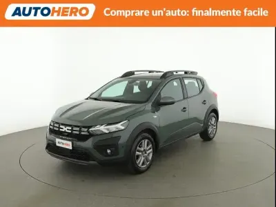 Usata Dacia Sandero Expression 91 CV (66 kW) 2023 Verde Utilitaria