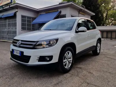 Gebraucht VW Tiguan Business 125 PS (91 kW) 2016 Weiß SUV