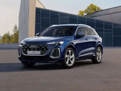 Nuova Audi Q5 S-Line 204 CV (150 kW) 2026 Blu navarra metallizzato SUV