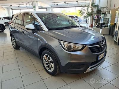 Usata Opel Crossland X Innovation 110 CV (80 kW) 2019 Grigio SUV
