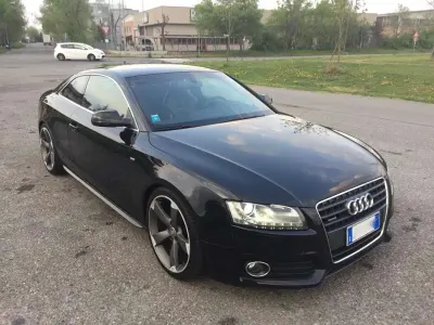 Begagnad Audi A5 170 HK (125 kW) 2011 Svart Sportkupé
