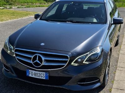 Usata Mercedes E200 136 CV (100 kW) 2015 Grigio Station wagon