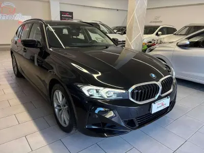 Usata BMW 316 122 CV (89 kW) 2023 Nero Station wagon