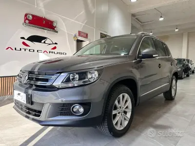 Usata VW Tiguan 140 CV (102 kW) 2015 Grigio SUV