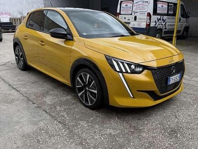 Usata Peugeot 208 GT-line 131 CV (96 kW) 2019 Giallo Utilitaria