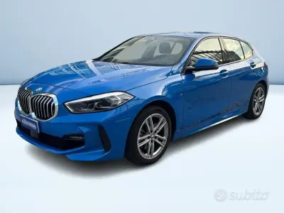 Usata BMW 116 M Sport 116 CV (85 kW) 2023 Blu metallizzato Utilitaria