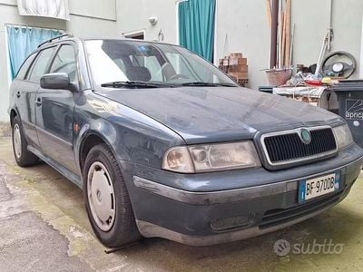 Usata Skoda Octavia 125 CV (91 kW) 1999 Grigio Station wagon