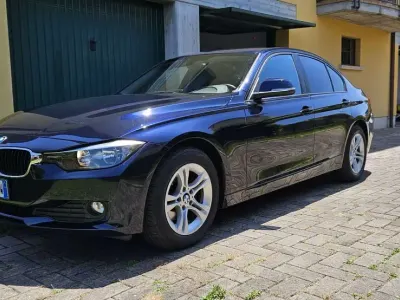 Usata BMW 318 Sport Line 143 CV (105 kW) 2015 Berlina