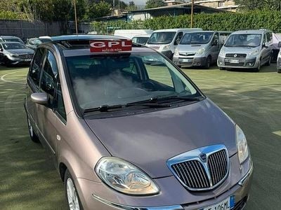 Usata Lancia Musa 77 CV (56 kW) 2009 Viola Monovolume