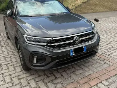 Usata VW T-Roc R-line 150 CV (110 kW) 2023 SUV
