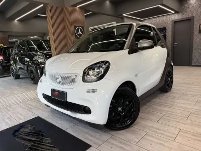 Usata Smart ForTwo Cabrio Passion 71 CV (52 kW) 2016 Bianco Cabrio