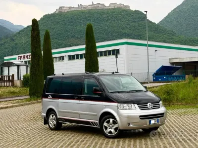 Begagnad VW Multivan 174 HK (127 kW) 2006 Grå Minibuss