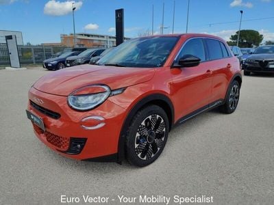 Usata Fiat 600E La Prima 61 kW (84 CV) 2024 Arancione SUV