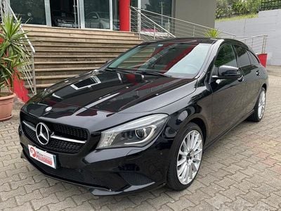 Usata Mercedes CLA200 Premium 136 CV (100 kW) 2015 Nero Berlina