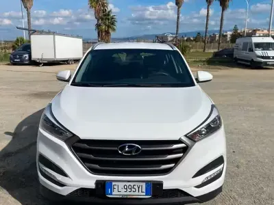 Usata Hyundai Tucson 116 CV (85 kW) 2017 Bianco SUV