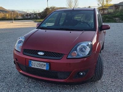 Usata Ford Fiesta 68 CV (50 kW) 2007 Utilitaria
