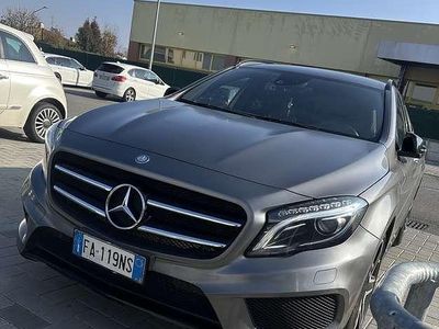Usata Mercedes GLA200 AMG 136 CV (100 kW) 2015 Grigio SUV