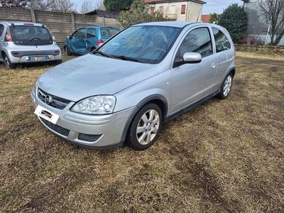 Usata Opel Corsa 80 CV (58 kW) 2006 Argento Berlina