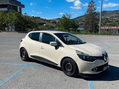 Usata Renault Clio IV 75 CV (55 kW) 2015 Bianco Berlina